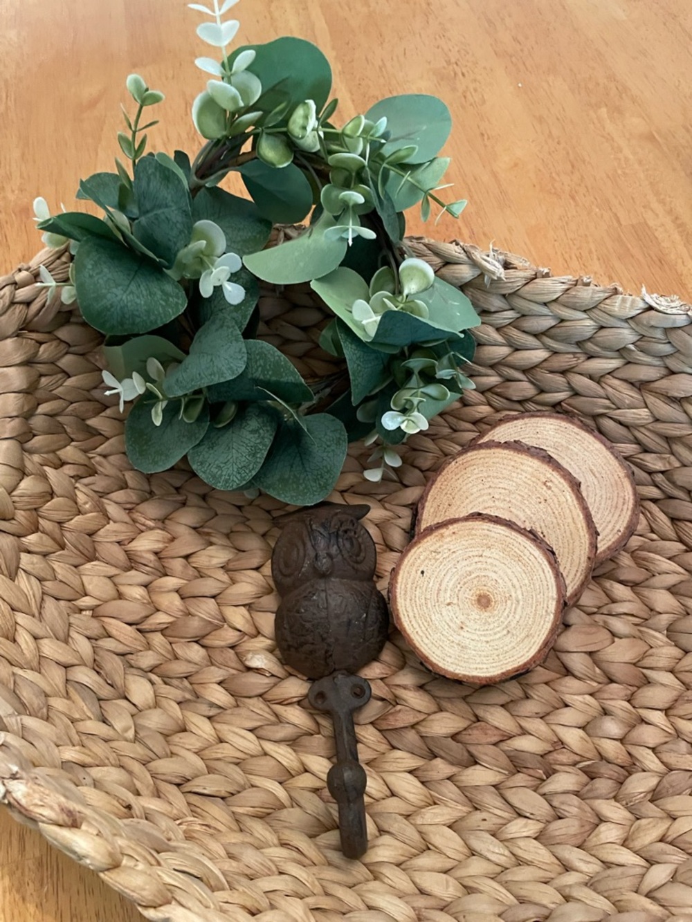 Woven farmhouse basket, owl hook , woid decor floral wreath